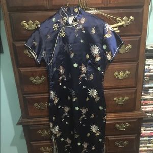 Very nice satin dress🌸